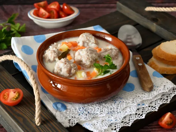 Фото блюда: Молочный суп с фрикадельками