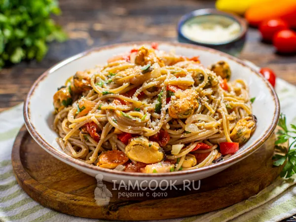 Фото блюда: Гречневая лапша с мидиями