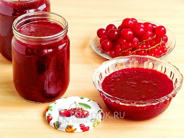 Фото готового блюда: Джем из вишни и красной смородины