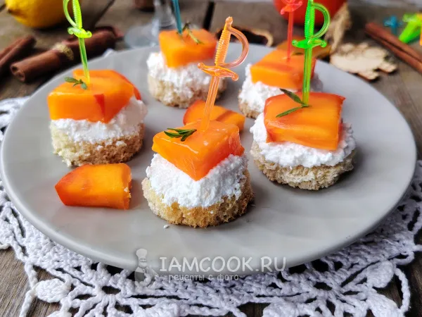 Фото готового блюда: Канапе с хурмой