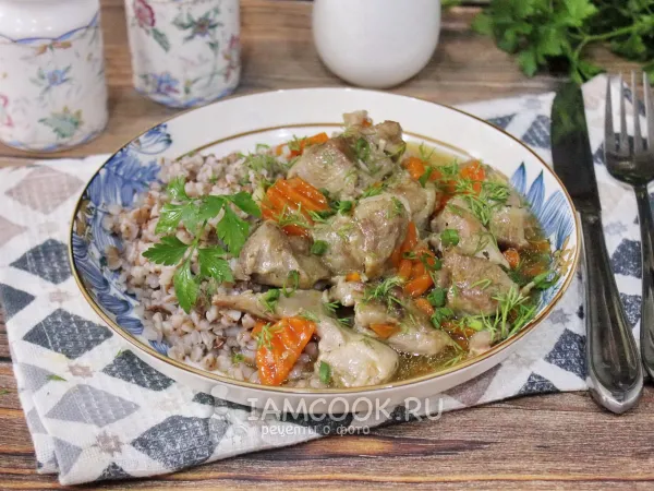 Фото блюда: Бедро индейки в соевом соусе на сковороде