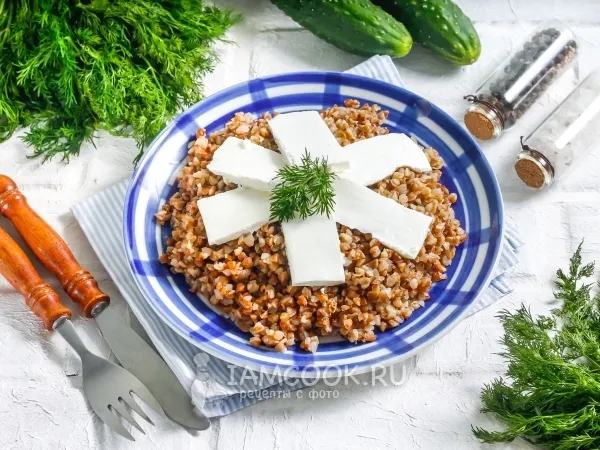 Фото готового блюда: Гречка с брынзой
