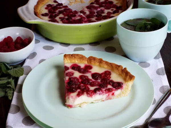 Фото блюда: Сметанник с малиной