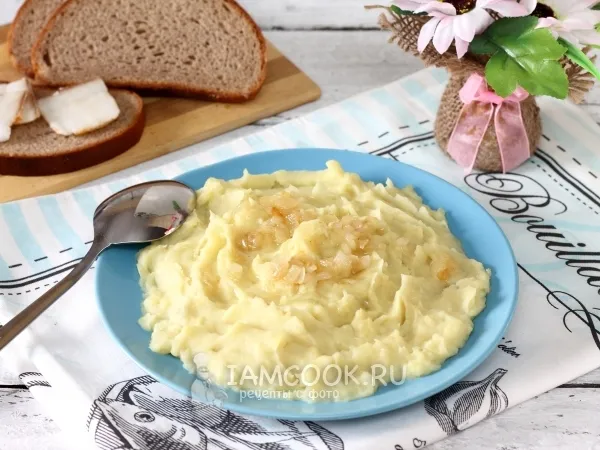 Фото готового блюда: Картошка пюре с луком