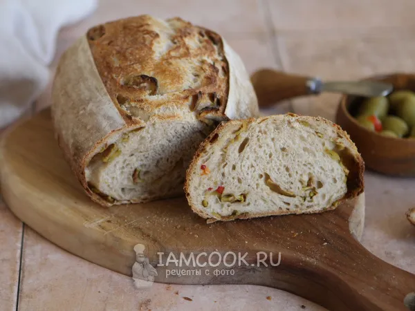 Фото готового блюда: Хлеб на закваске с оливками