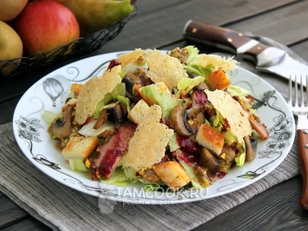 Фото готового блюда: Салат с мясом «Римская охота»