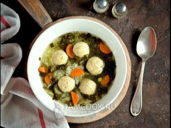 Фото блюда: Щавелевый суп с фрикадельками