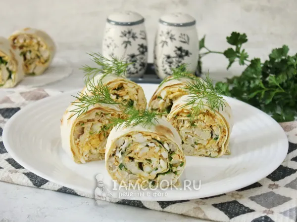 Фото готового блюда: Рулет из лаваша с индейкой и сыром