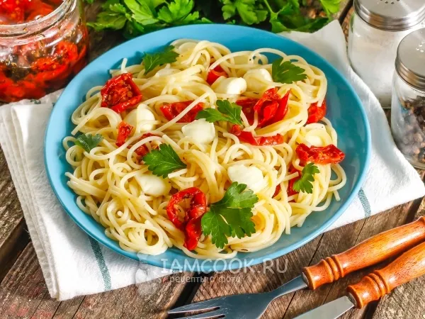 Фото блюда: Паста с вялеными томатами