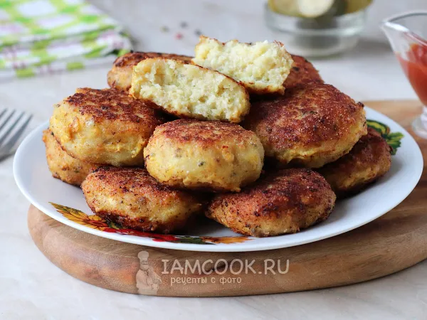 Фото готового блюда: Котлеты из минтая с салом