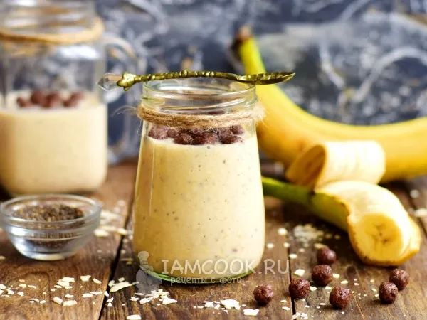 Фото блюда: Протеиновый смузи с арахисовой пастой и семенами чиа