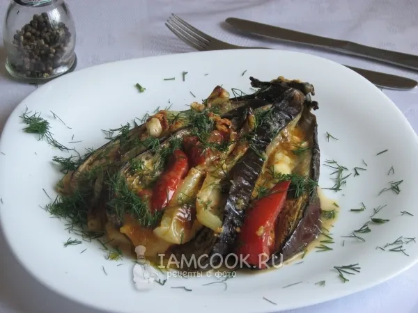 Фото блюда: Баклажанный веер с брынзой, запеченный в духовке