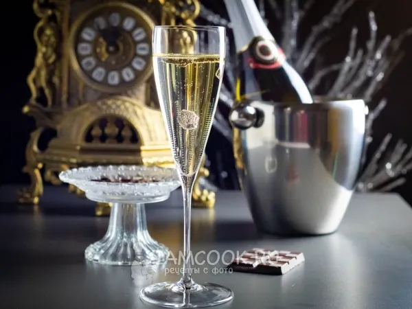 Фото блюда: Шампанское с шоколадом