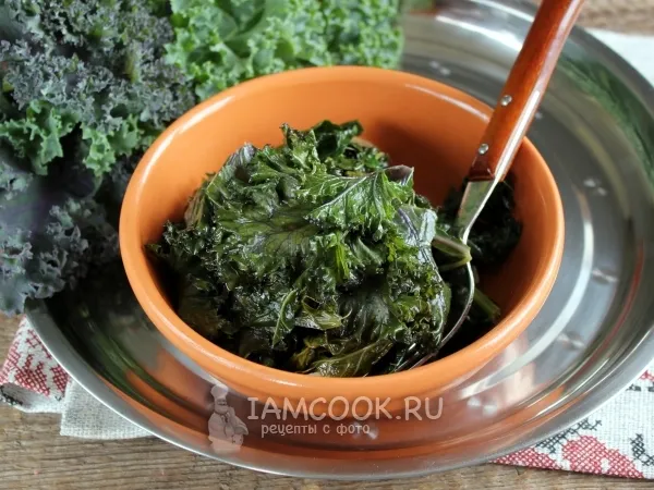 Фото блюда: Тушеная капуста кале с чесноком