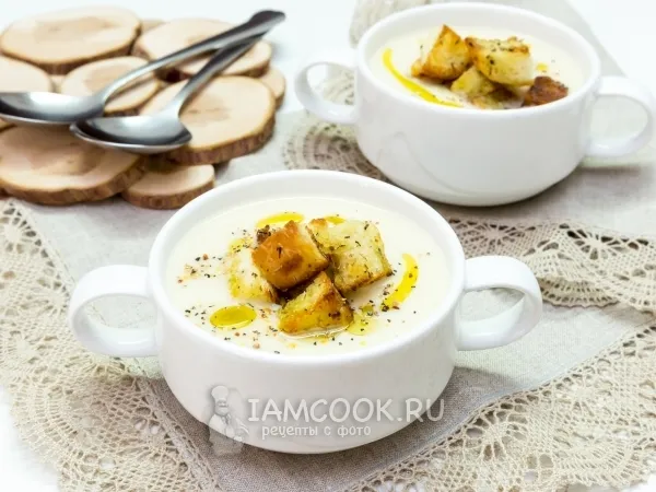 Фото блюда: Суп-пюре из цветной капусты от Гордона Рамзи