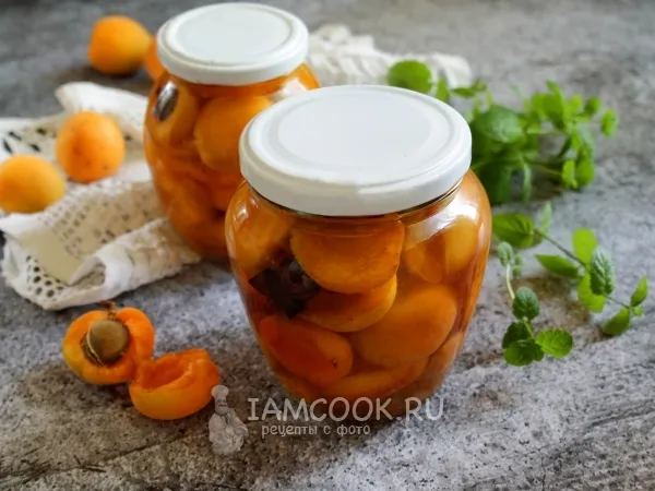 Фото готового блюда: Компот из абрикосов без косточек на зиму