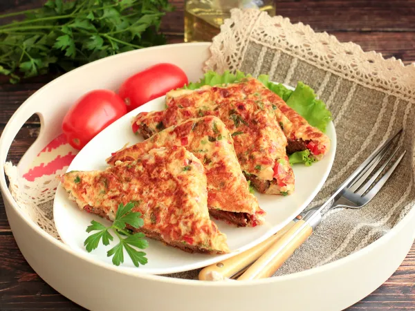 Фото готового блюда: Тост в омлете