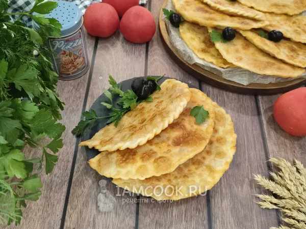 Фото готового блюда: Чебупицца