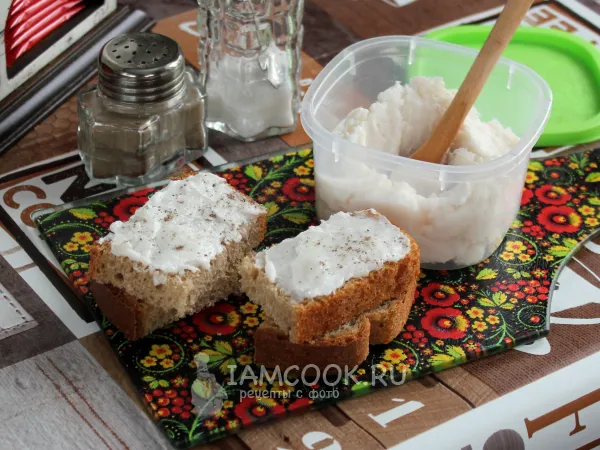 Фото готового блюда: Намазка из сала на хлеб