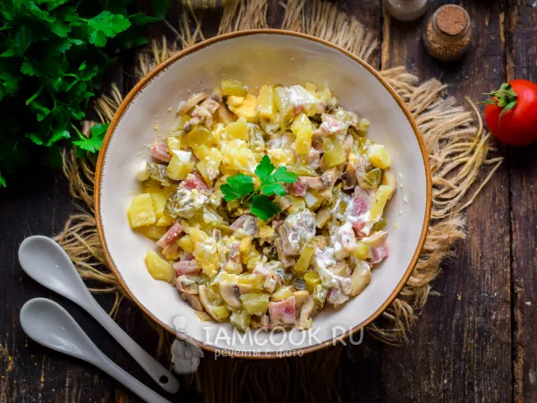 Фото блюда: Салат с бужениной и шампиньонами