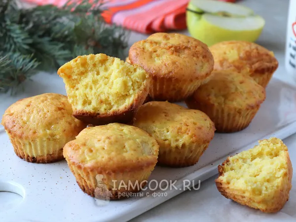 Фото блюда: Кексы с яблоками в силиконовых формочках