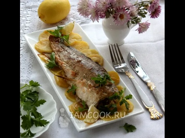 Фото блюда: Щука с картофелем в фольге в духовке