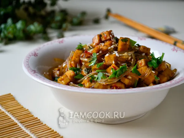 Фото блюда: Тофу с рисовой лапшой