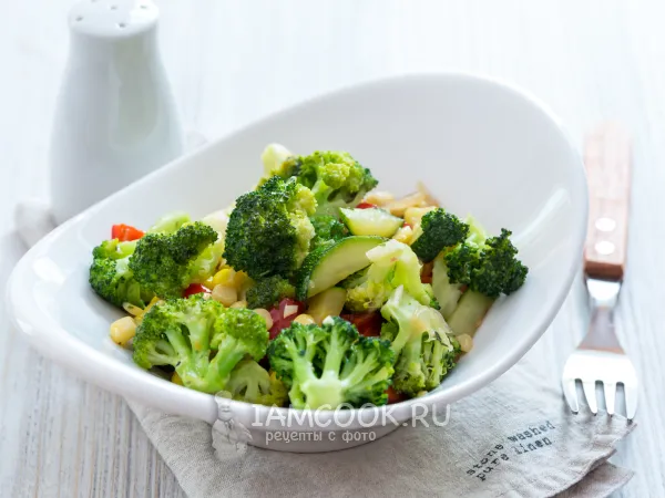 Фото блюда: Соте из брокколи с овощами