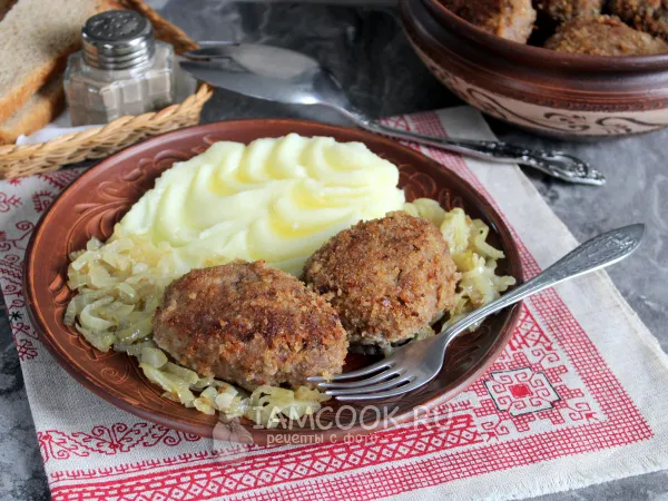 Фото готового блюда: Котлеты из лосятины