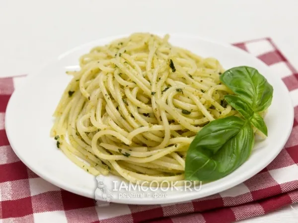 Фото блюда: Спагетти с базиликом и сухарями