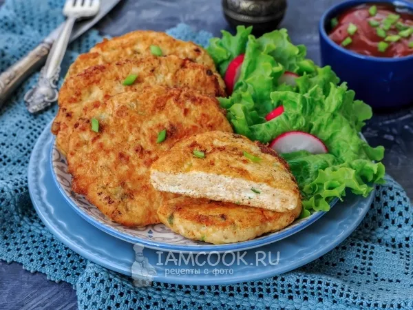 Фото готового блюда: Куриные биточки из фарша