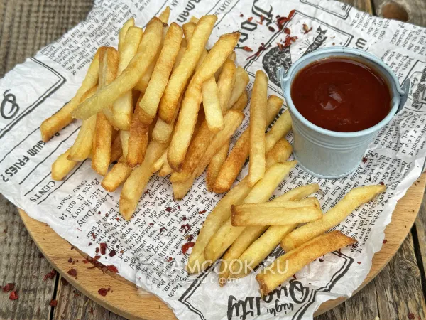 Фото готового блюда: Картошка фри в казане на костре