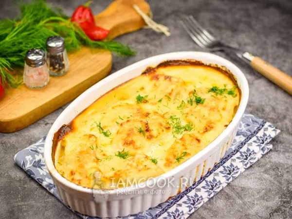 Фото блюда: Хек в духовке под соусом бешамель