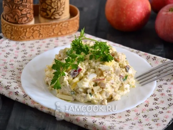 Фото блюда: Салат с сыром и курицей