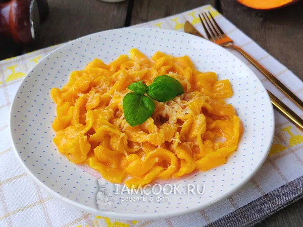 Фото блюда: Тыквенная лапша (для супа и вторых блюд)