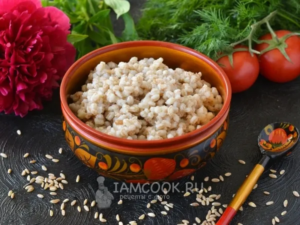 Фото готового блюда: Каша из полбы на воде