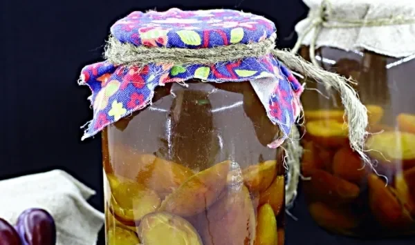 Фото блюда: Компот из слив на зиму с корицей