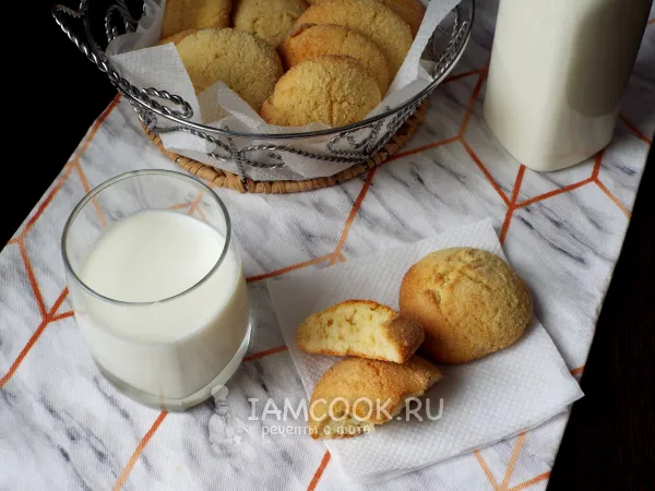 Фото готового блюда: Печенье из манной крупы (с молоком и яйцами)