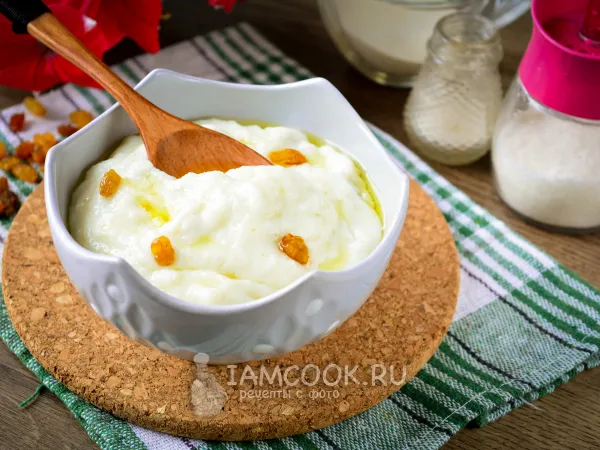 Фото блюда: Манная каша с изюмом