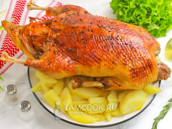 Фото блюда: Утка с айвой и картошкой