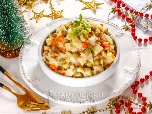 Фото готового блюда: Постный Оливье с копченой рыбой