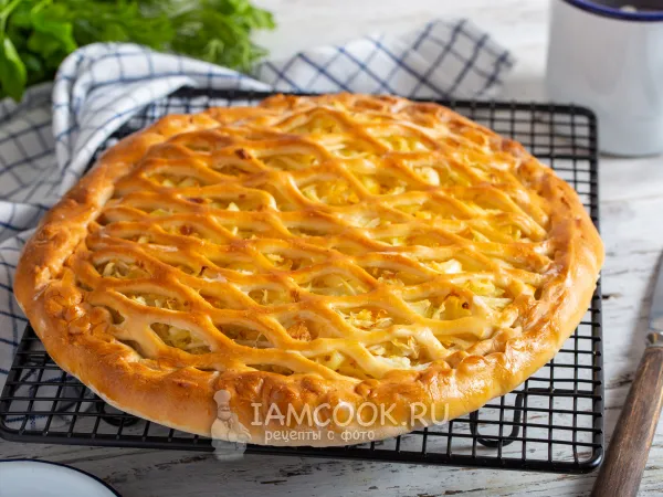 Фото блюда: Пирог из заварного дрожжевого теста с капустой и яйцом