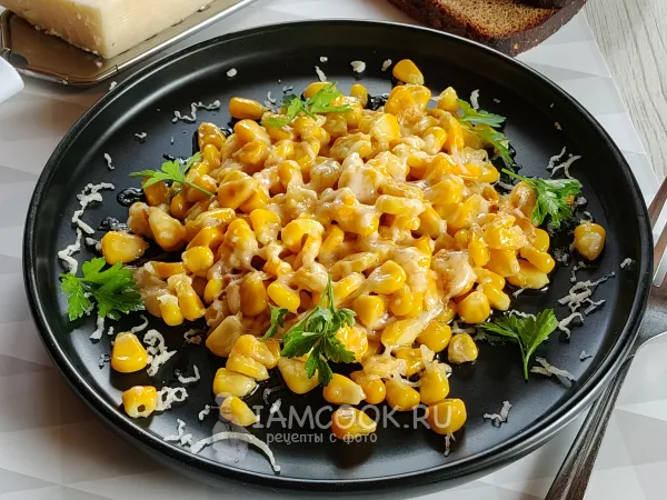 Фото блюда: Кукуруза с сыром на сковороде