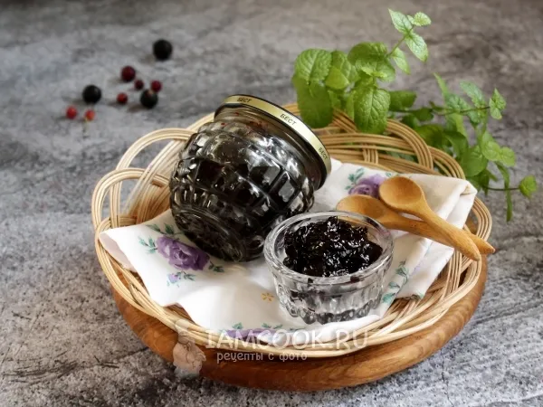 Фото блюда: Джем из черной смородины в хлебопечке
