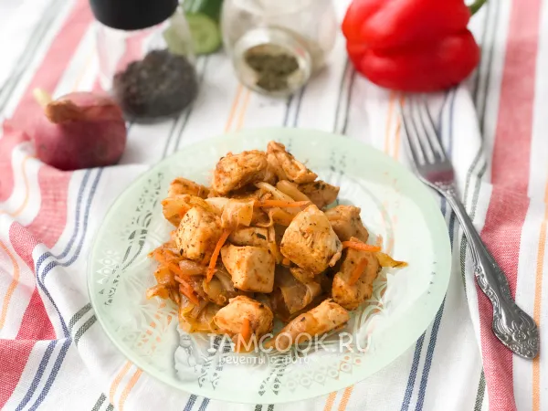 Фото готового блюда: Тушеная курица с капустой по-корейски