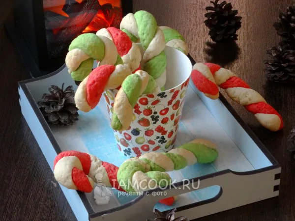 Фото готового блюда: Печенье «Карамельная трость»