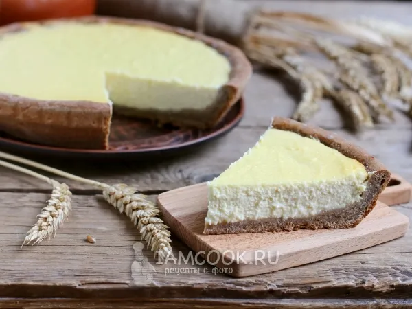 Фото готового блюда: Ржаная ватрушка с творогом