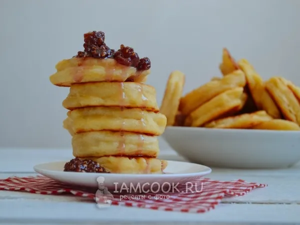 Фото готового блюда: Оладьи на кефире как пух