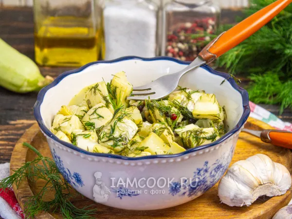 Фото блюда: Маринованные кабачки как грибы быстрого приготовления