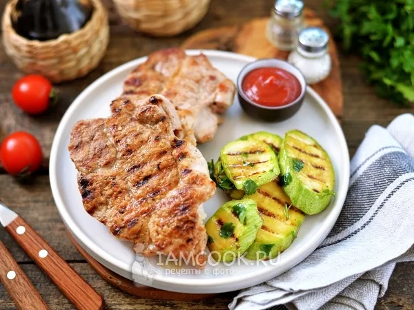 Фото готового блюда: Отбивные из свиной шейки на сковороде